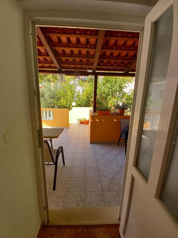 Apartments Vinko Sobra エクステリア 写真